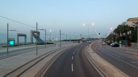 Straßen--und-Verkehrsbedingungen-Bild-bei-Sonnenuntergang,-Drohne,-Straße,-Verkehr,-Izmir,-Sonnenuntergang