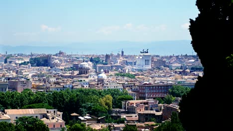 Blick-auf-Rom-vom-Gianicolo:-Monumente,-die-skyline-der-Stadt,-Geschichte,-Landschaft