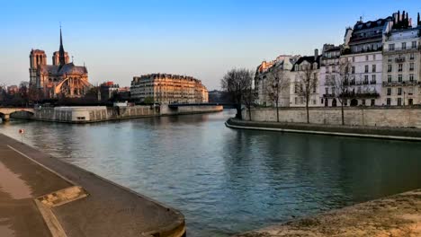 Notre-Dame-Cathedral,-Paris,-France