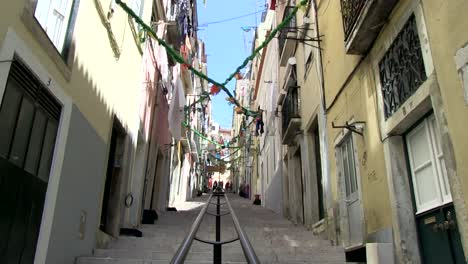 Gasse-in-Lissabon