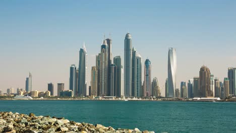 Luz-de-día-de-la-marina-de-dubai-panorámica-time-lapse