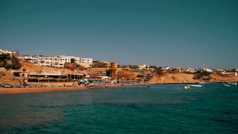 Strand-in-Ägypten.-Resort-Küste-des-Roten-Meeres