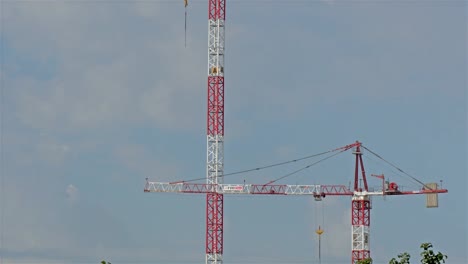 Tall-cranes-on-the-city-of-Paris