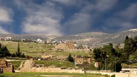 Ruinas-romanas-en-la-jordana-ciudad-de-Jerash-(Gerasa-de-la-antigüedad),-el-capital-y-la-ciudad-más-grande-de-Jerash-Governorate,-Jordania