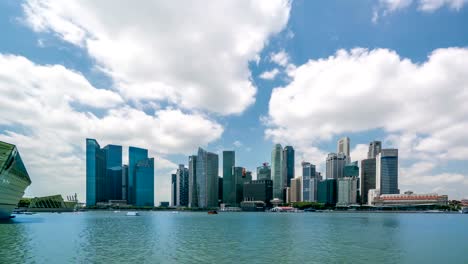 Time-lapse-of-Singapore-city-center-and-cloudscape