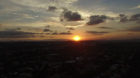 SUNSET-AEREA-ALTO-DE-PINHEIROS,-SÃO-PAULO,-BRAZIL