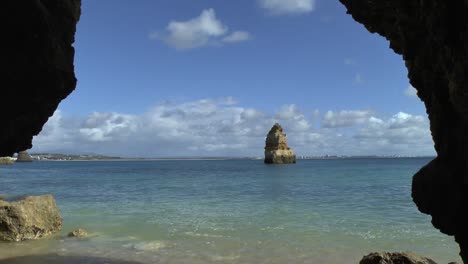 Die-Küste-der-Algarve-in-Lagos-Portugal