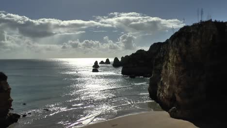 Die-Küste-der-Algarve-in-Lagos-Portugal