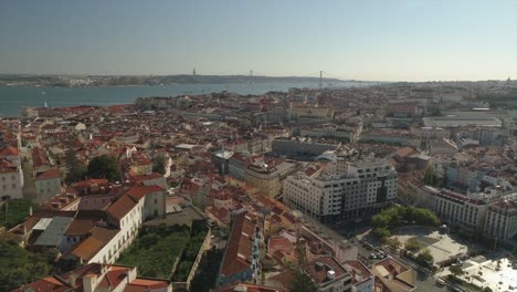 Portugal-verano-día-Lisboa-ciudad-Bahía-aérea-panorama-4k