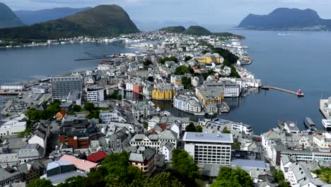 Aksla-en-la-ciudad-de-Alesund,-Noruega