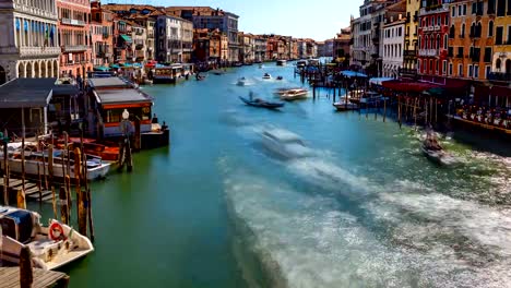 Grand-canal-in-Venice,-Italy-time-lapse-video