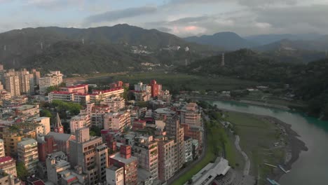 Aerial-view-of-Xindian-River