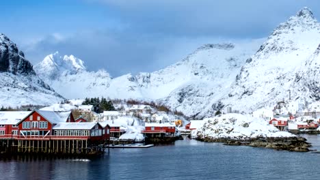 A-village-on-Lofoten-Islands,-Norway-timelapse