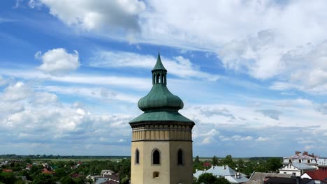 beautiful-church-cloudy-4k