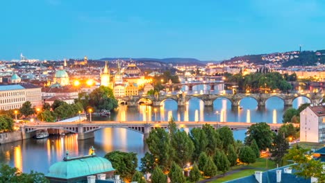 Prague-Czech-Republic-time-lapse-4K,-city-skyline-day-to-night-timelapse-at-Charles-Bridge