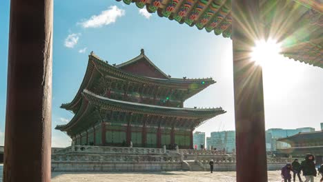 Gyeongbokgung-landmark-in-Seoul,-South-Korea-timelapse-4K