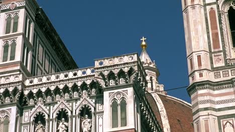 FLORENCE,-ITALY,-the-Cathedral-church-(Duomo)-of-Florence