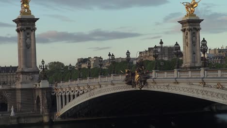 Morning-near-the-Alexander-bridge,-Paris,-France