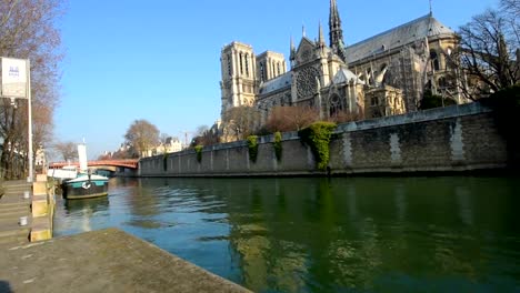 Kathedrale-Notre-Dame,-Paris,-Frankreich