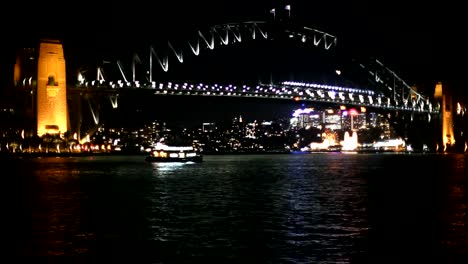 Sydney-Harbour-Bridge-at-Night,-City-Lights