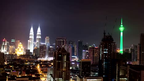 Timelapse-of-night-Kuala-Lumpur,-Malaysia