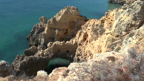 Die-Küste-der-Algarve-in-Lagos-Portugal