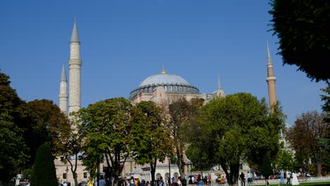 Ayasofia-Istanbul-Gesamtansicht-Der-Hagia-Sophia-Moschee-Von-Außen