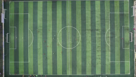 Fußballfeld-Drohnenansicht