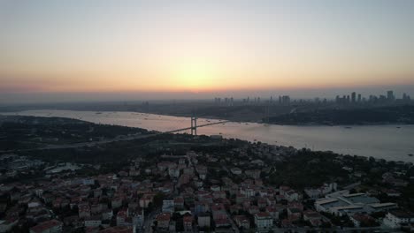 Sonnenuntergang-Istanbul-Stadtlandschaft