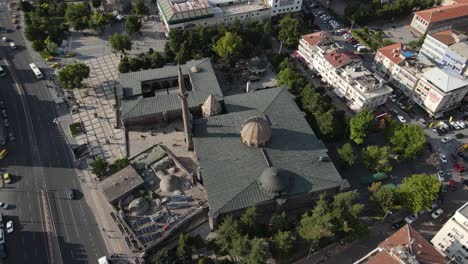 Historische-Osmanische-Moschee-Im-Stadtzentrum