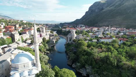 Vista-Aérea-Del-Puente-De-Mostar