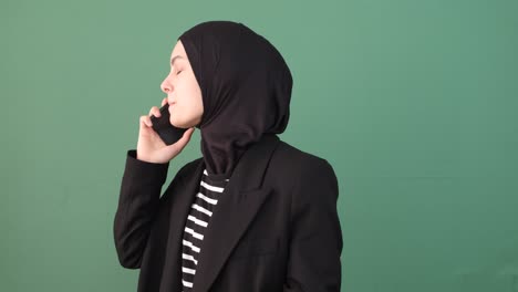 Woman-Talking-Phone