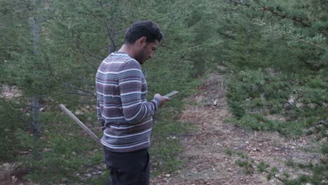 Man-Forest-Phone