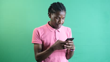 Black-Man-Texting