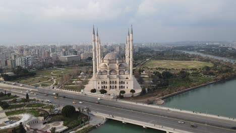 Luftaufnahme-Der-Sabanci-Moschee