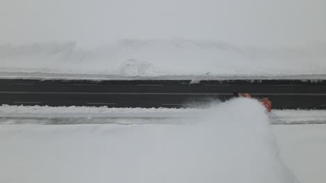 Snowplow-Vehicle-on-the-Highway