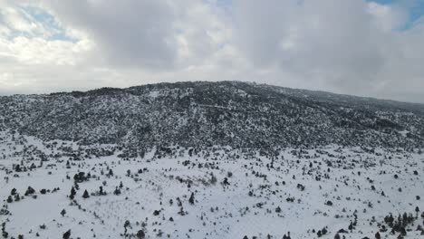 Overhead-Winter-Mountain