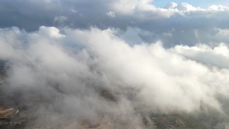 Clima-Nublado-Vista-De-Drones