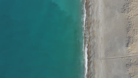 Luftaufnahme-Der-Türkisfarbenen-Küste