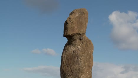 Time-lapse-of-a-mystical-statue-on-Easter-Island
