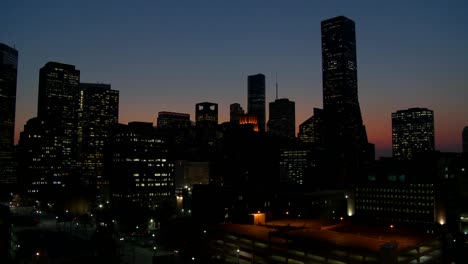 Die-Skyline-Von-Houston-Kurz-Nach-Sonnenuntergang
