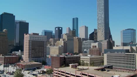 Die-Skyline-Von-Houston,-Texas,-Nach-Oben