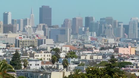 The-skyline-of-San-Francisco-California-by-day