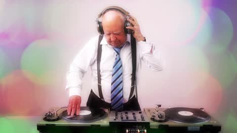 Grandpa-DJ-Vid-02