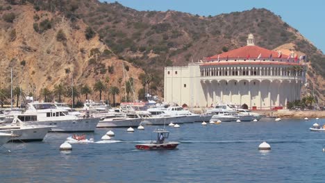 Boast-crossing-in-front-of-the-opera-house-on-Catalina-Island