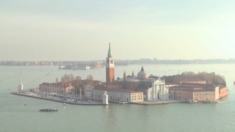 Ein-Hoher-Winkel,-Der-Einen-Überblick-über-Venedig-Bietet