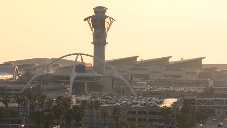 Establishing-shot-of-Los-Angeles-International-airport-dusk