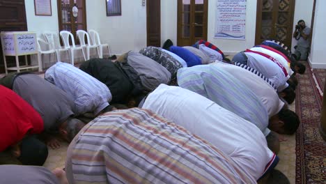 Muslims-pray-inside-a-mosque-in-Beirut-Lebanon-2