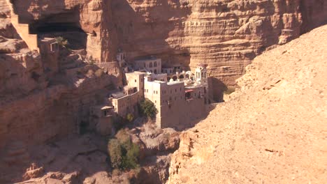 Close-up-of-the-beautiful-Christian-monastery-of-St-Georges-in-the-Judean-hills-near-the-Dead-Sea