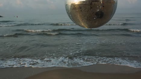 Beach-Discoball-3